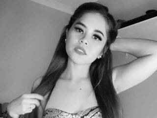 Erotik görüntülü sohbet CassidyLulu1