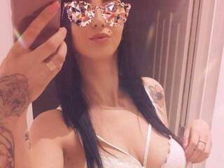 Erotik görüntülü sohbet CataleyaUK