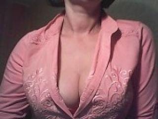 Erotik görüntülü sohbet catwoman89