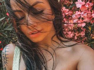 Erotik görüntülü sohbet Caylin