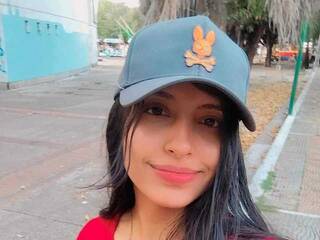 Erotik görüntülü sohbet Celeste-robert