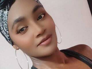 Erotik görüntülü sohbet zoeceleste