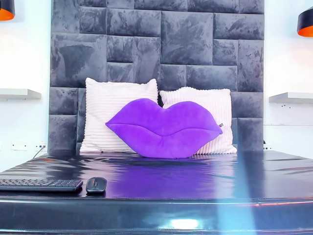 Fotoğraflar Channel-crush ⭐ WELCOME TO MY ROOM, MY LOVE! ⭐ ENJOY AND BE PART OF MY SHOW BY CONTROLLING MY LUSH ... ! ⭐ PVT RECORDING IS ON!