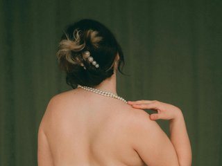 Erotik görüntülü sohbet CharleeKendall