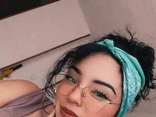 Erotik görüntülü sohbet CharllotteEvanss