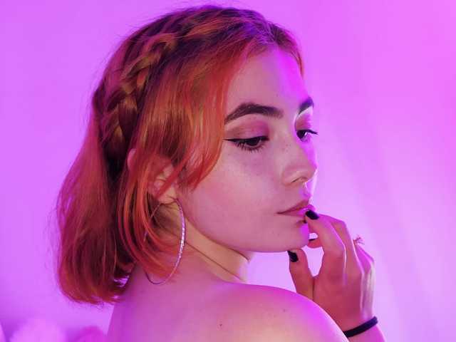 Profilin fotoğrafı Charlotte-Jon