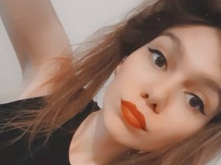 Erotik görüntülü sohbet CharlotteHoney