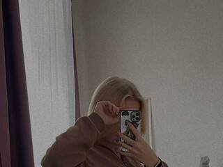 Erotik görüntülü sohbet Charmulik