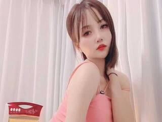 Erotik görüntülü sohbet Alice-W