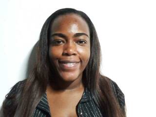 Erotik görüntülü sohbet Cheryl-Thomps