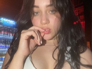 Erotik görüntülü sohbet Chloe-Adams19