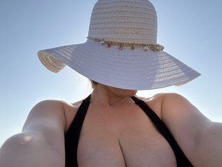 Erotik görüntülü sohbet ChloeMelons