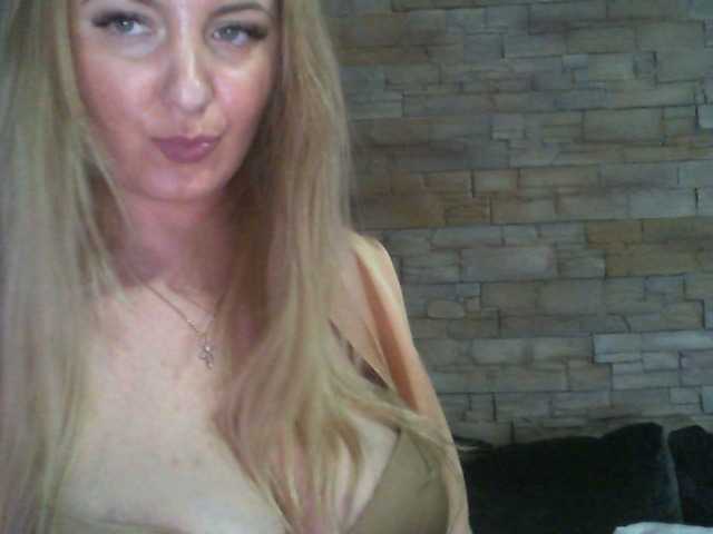 Yayın ekran görüntüleri ChristinaHotX