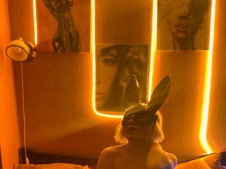 Erotik görüntülü sohbet ChristineBlack