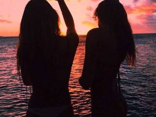 Erotik görüntülü sohbet CiciRoses