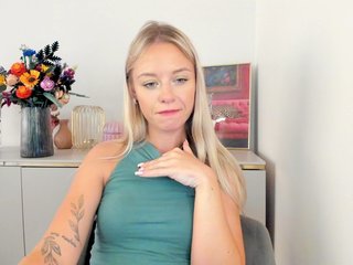 Erotik görüntülü sohbet CindyGlam