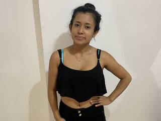 Erotik görüntülü sohbet ClarethStudiX