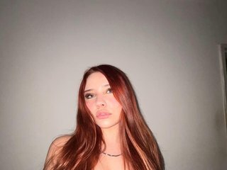 Erotik görüntülü sohbet Classy-Carrie