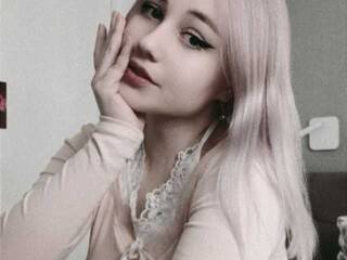 Erotik görüntülü sohbet CloutMama