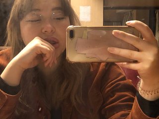 Erotik görüntülü sohbet Lili-2003