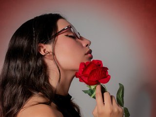 Erotik görüntülü sohbet CoralineSanchez