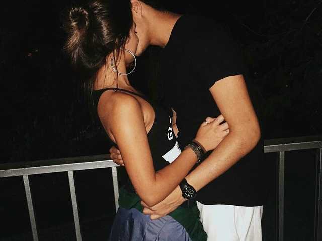Profilin fotoğrafı CoupleLovers