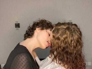 Erotik görüntülü sohbet couplesilkk