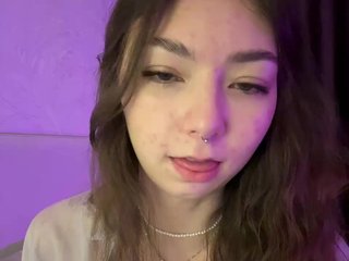 Erotik görüntülü sohbet ShyAlya