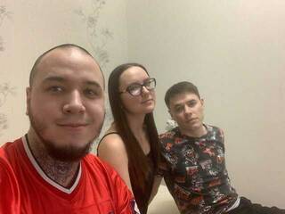 Erotik görüntülü sohbet CrazyBonkers