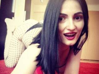 Erotik görüntülü sohbet CrissNight