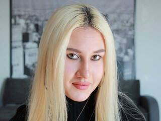 Erotik görüntülü sohbet CrystalBorke