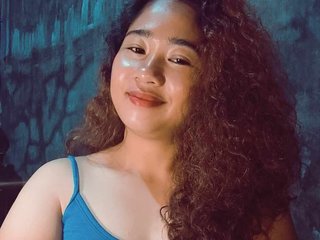 Erotik görüntülü sohbet curly-cute