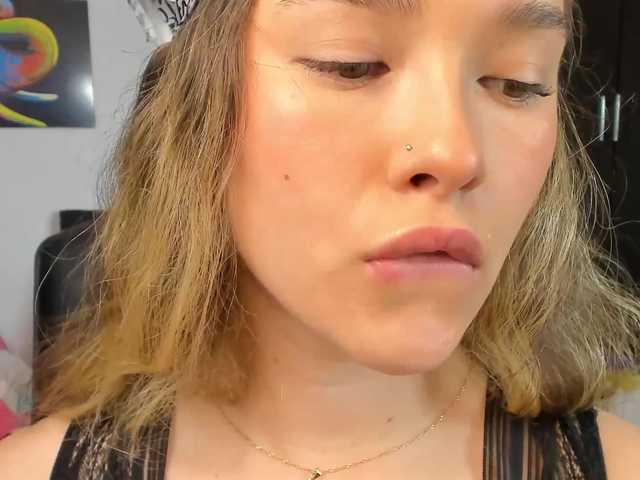 Yayın ekran görüntüleri curlygirl1