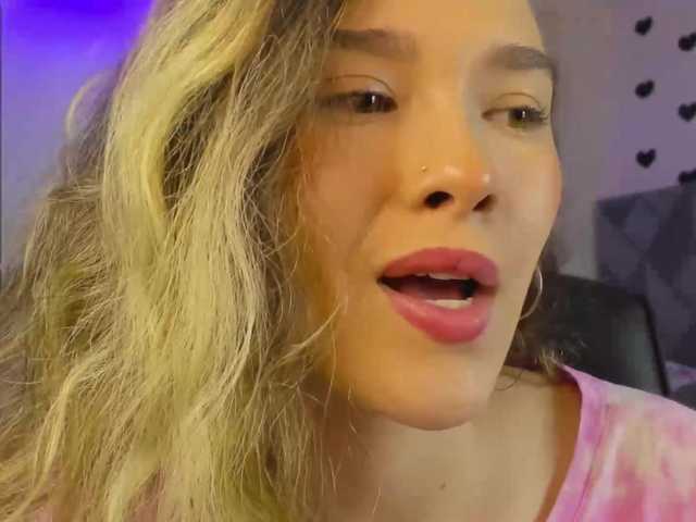Yayın ekran görüntüleri curlygirl1