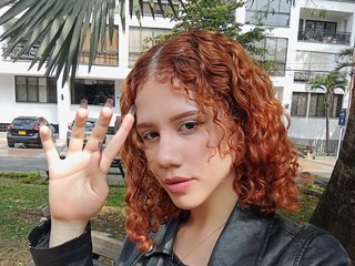 Erotik görüntülü sohbet CurlyR0se