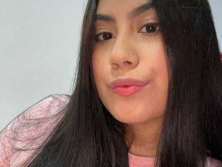 Erotik görüntülü sohbet curvybuffgirl