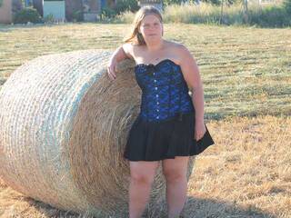 Erotik görüntülü sohbet curvyemma