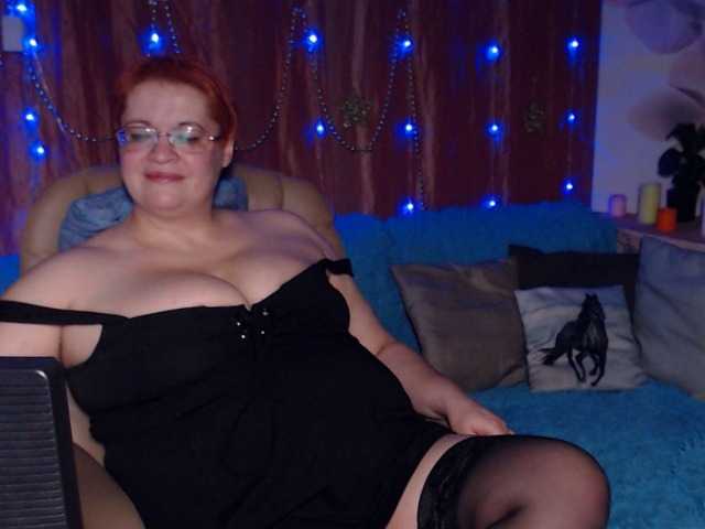 Fotoğraflar CurvyMomFuck Let's play together? ;) I love to do squirt, anal, dirty, role games, fetish, feetplay, atm, dp, blowjob, full control lovense etc. [none] till hot squirt show! XOXO