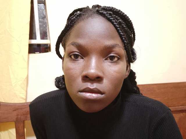 Profilin fotoğrafı Cute-Ebony