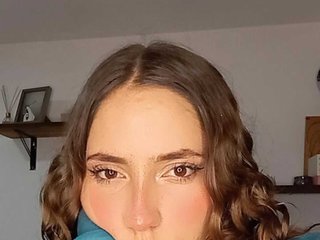 Erotik görüntülü sohbet cute-sky