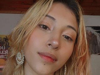 Erotik görüntülü sohbet CuteWee420