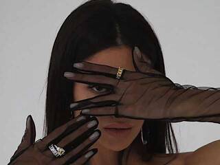 Erotik görüntülü sohbet CutieAlice