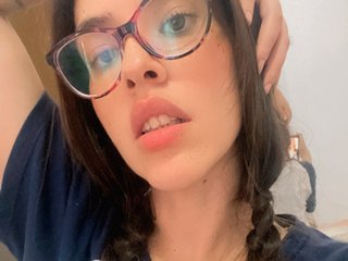 Erotik görüntülü sohbet DaisyMae