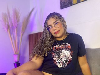 Erotik görüntülü sohbet Danhia