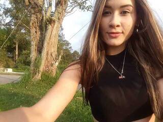 Erotik görüntülü sohbet daniaevans