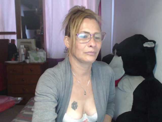 Yayın ekran görüntüleri Daniela-hot1