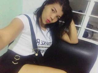 Erotik görüntülü sohbet Daniela-sex1