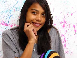 Erotik görüntülü sohbet Dannadolfy