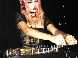 Erotik görüntülü sohbet djputridangel