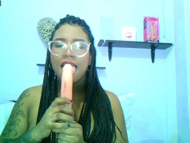 Fotoğraflar darkessenxexx1 Hi my loveI'm very horny today And I want to ride you @total tokens At this moment I have @sofar tokens, Help me to fulfill it, they are missing @remain tokens